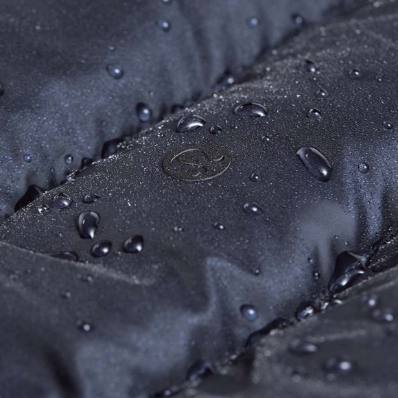 ❌SOLD❌🍋 Lululemon Brave The Cold Jacket - Picture 5 of 11